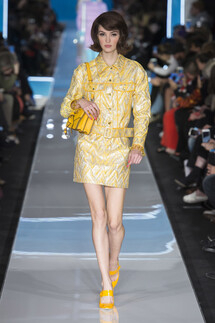 Moschino Fall 2018 Ready-to-Wear , Moschino осень зима 2018 , Fashion show , неделя моды в Милане , MFW , Mainstyles